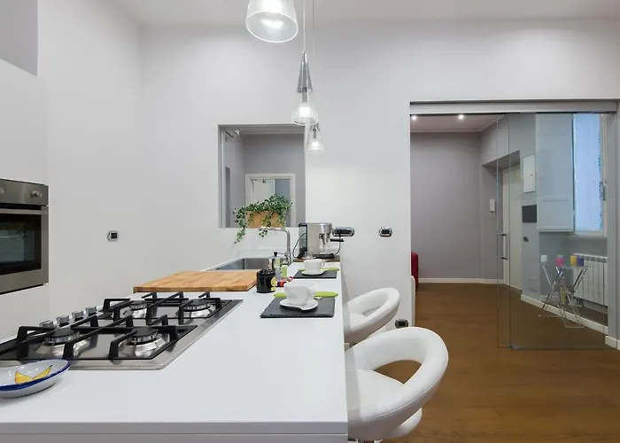 White House In Apartment *
